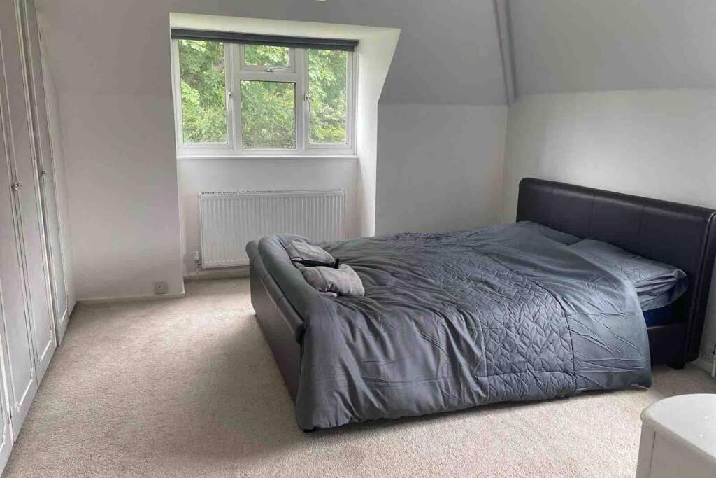 Lovely Cottage In The Heart Of Shirley- Croydon Exterior foto